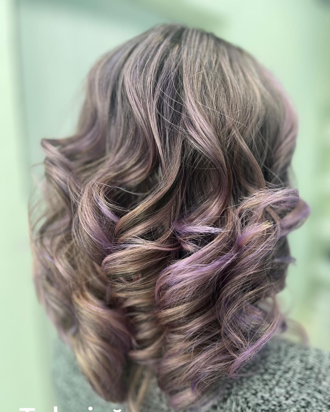 Tratamente Profesionale pentru Păr Timișoara – Soluții pentru Hidratare și Regenerare